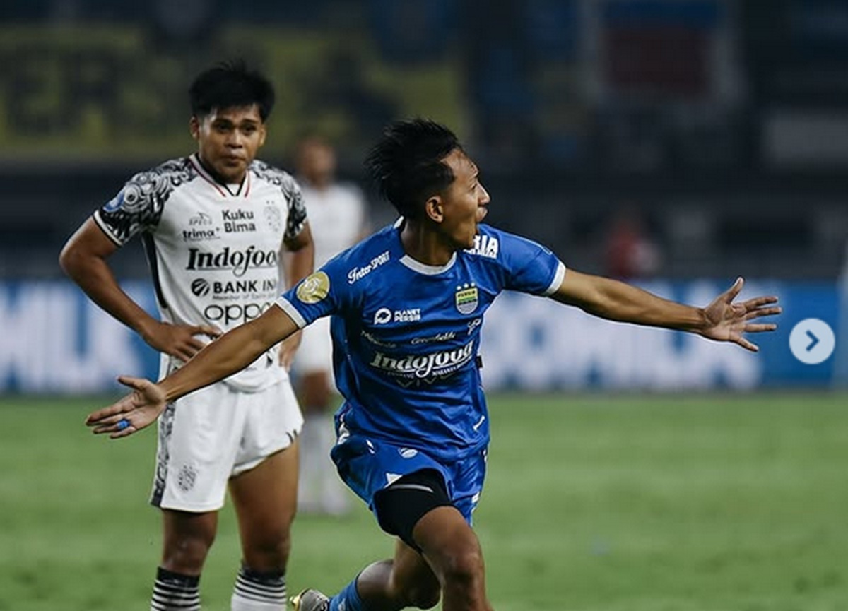 Persib Bandung Menang 2-0 melawan Persis Solo, kian perkasa dan menjaga tren positif di BRI Super League